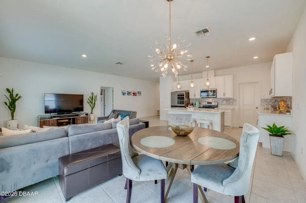 1514 Playwright Drive Deland, FL 32720