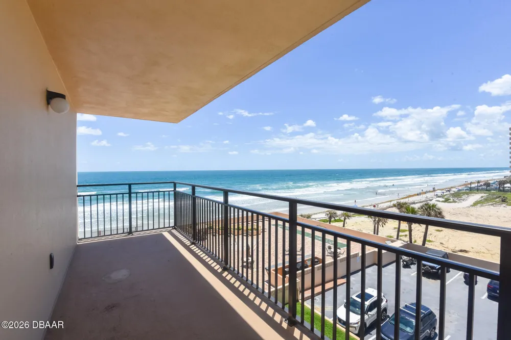 3051 S Atlantic Avenue #403 Daytona Beach Shores, FL 32118