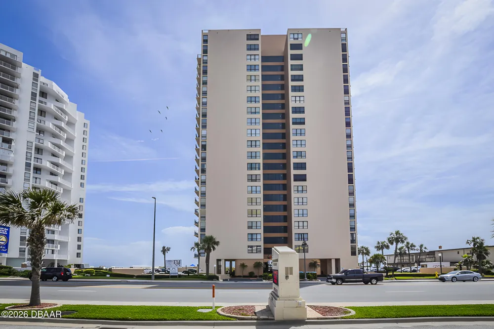 3051 S Atlantic Avenue #403 Daytona Beach Shores, FL 32118