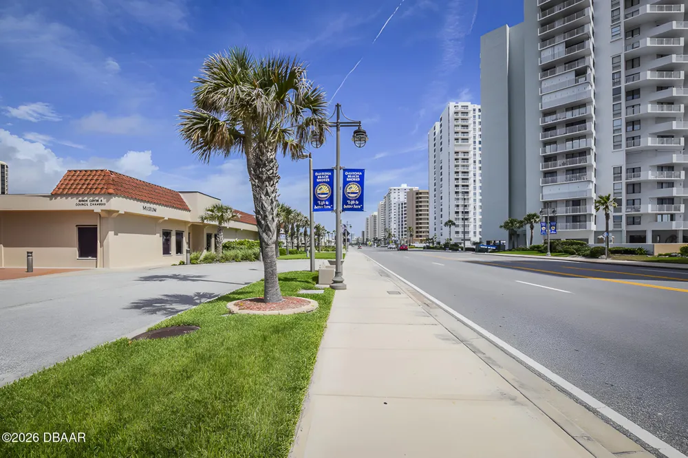 3051 S Atlantic Avenue #403 Daytona Beach Shores, FL 32118