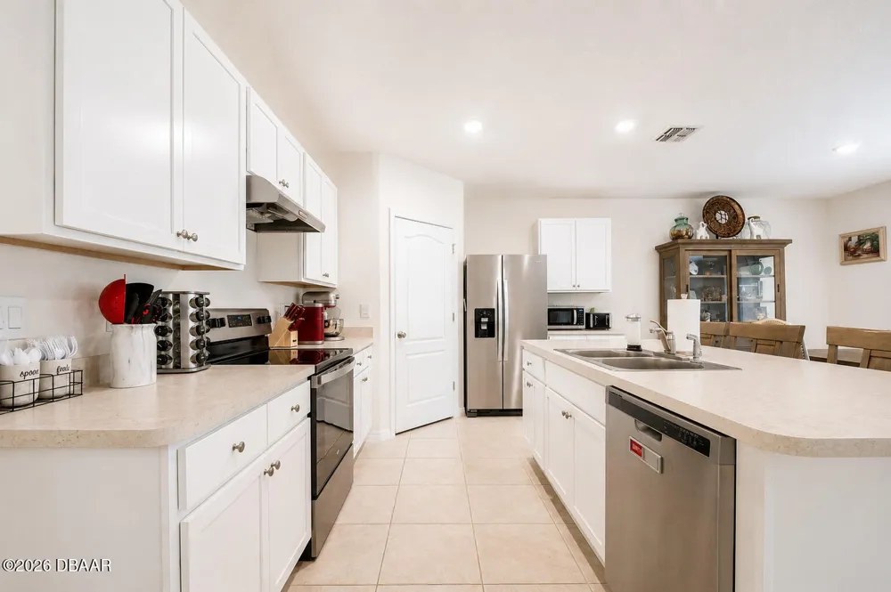 3221 Carpentaria Drive New Smyrna Beach, FL 32168