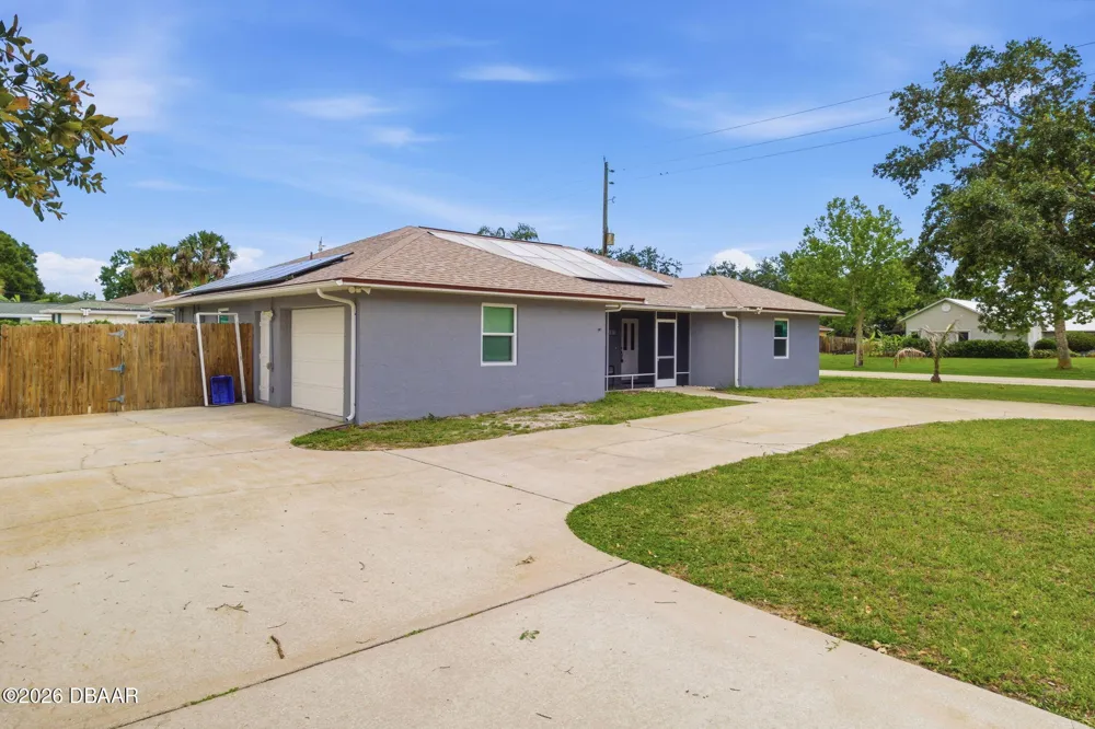 602 Lake Drive Sebastian, FL 32958