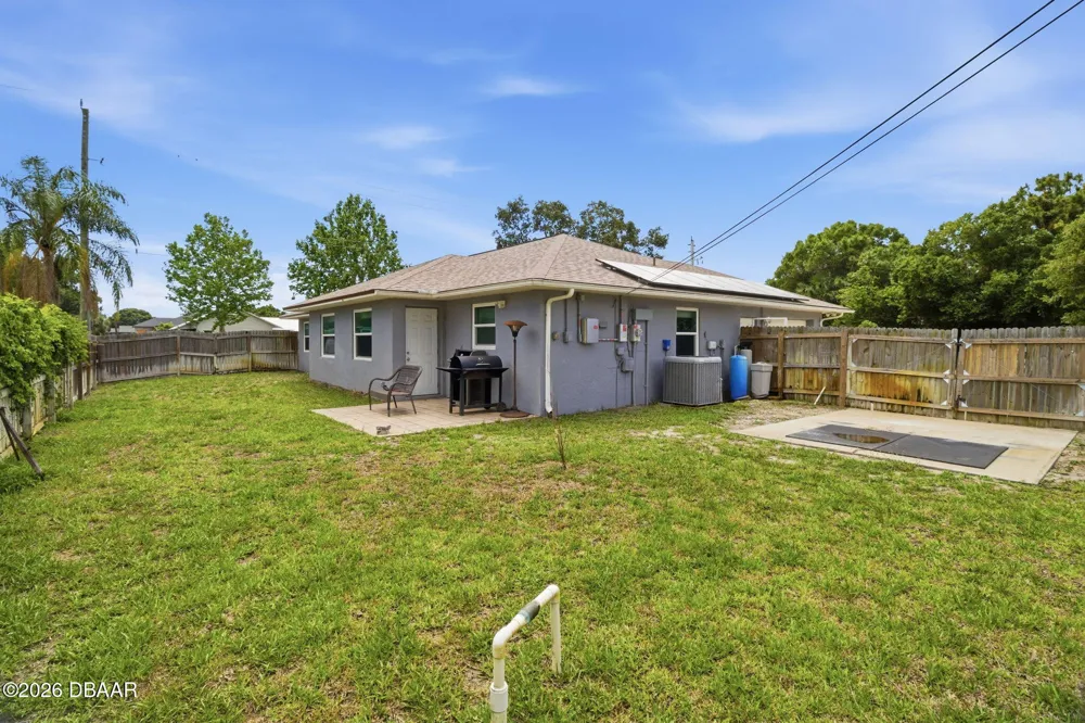 602 Lake Drive Sebastian, FL 32958