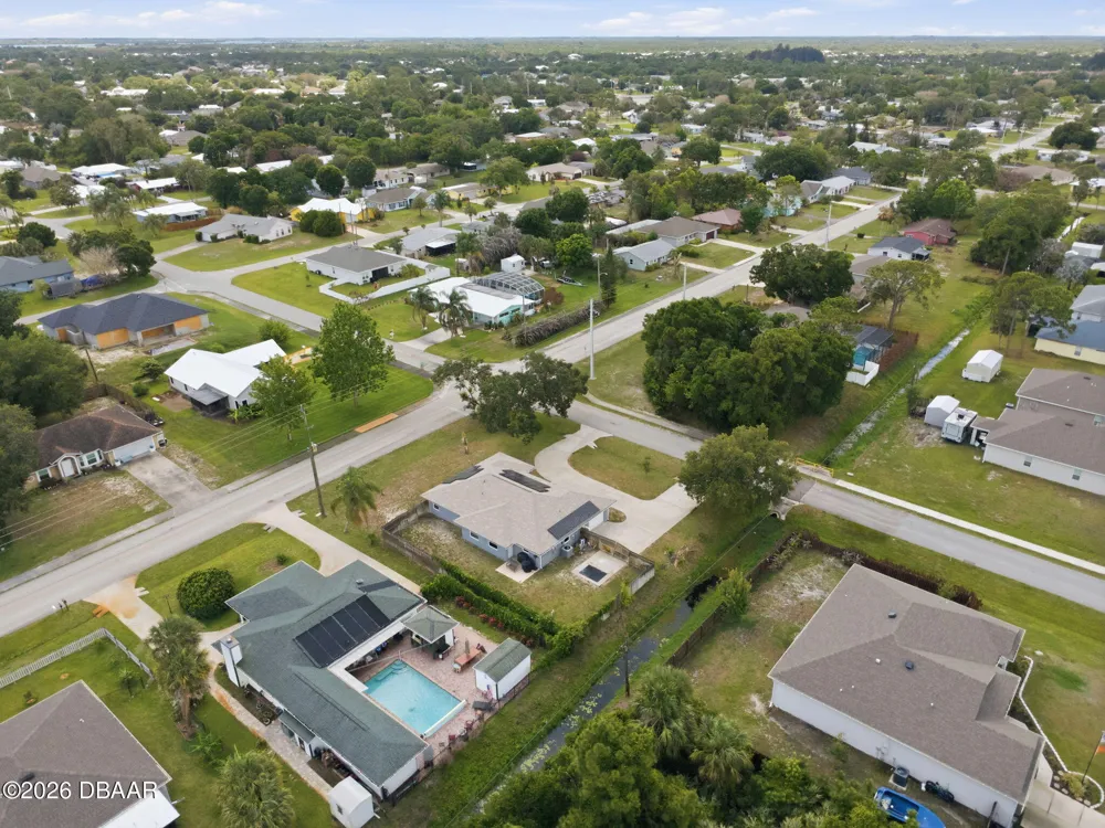602 Lake Drive Sebastian, FL 32958