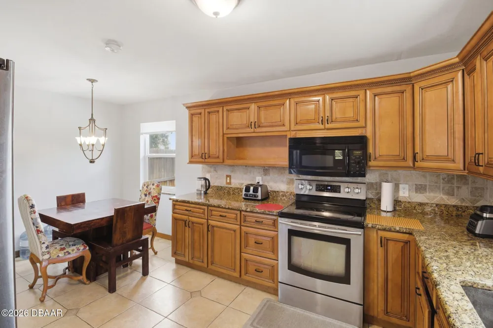 602 Lake Drive Sebastian, FL 32958