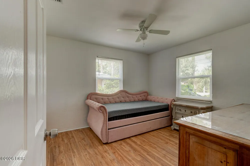 537 Blake Road South Daytona, FL 32119