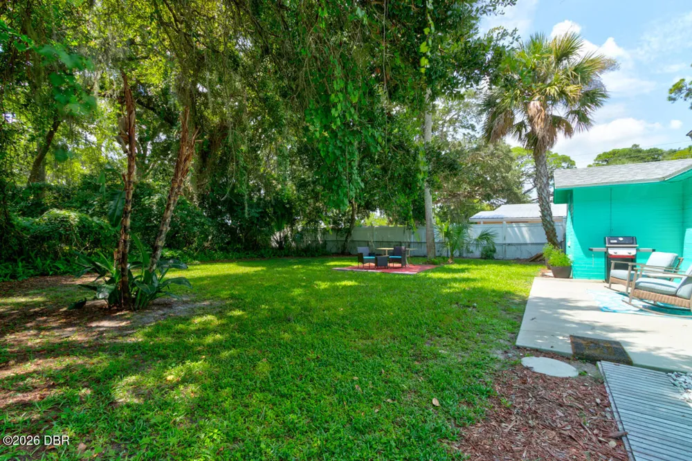 537 Blake Road South Daytona, FL 32119