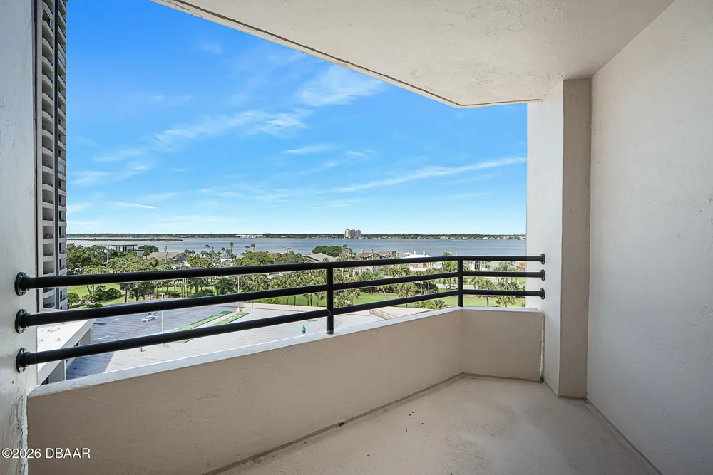 1 Oceans West Boulevard #6A6 Daytona Beach Shores, FL 32118