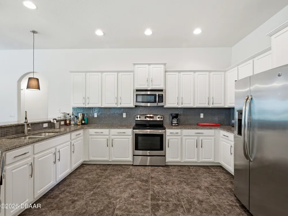 695 Grape Ivy Lane New Smyrna Beach, FL 32168
