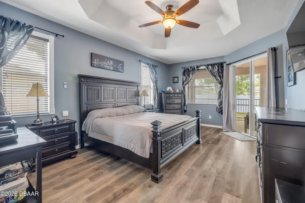 36624 Grand Island Oaks Circle Grand Island, FL 32735