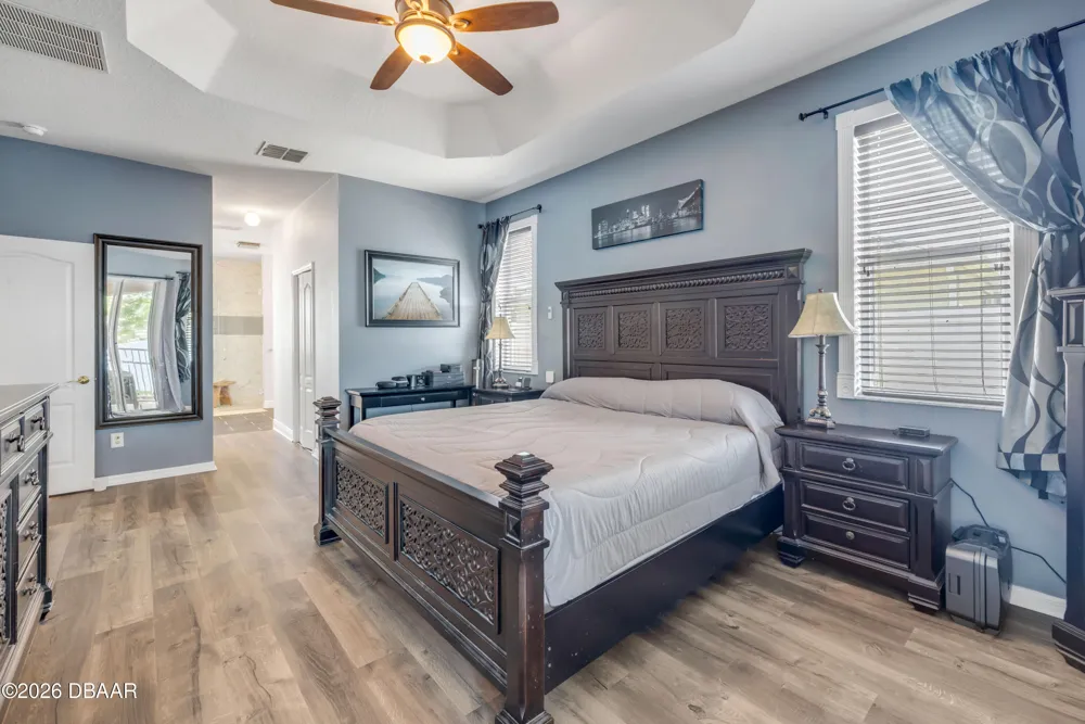 36624 Grand Island Oaks Circle Grand Island, FL 32735