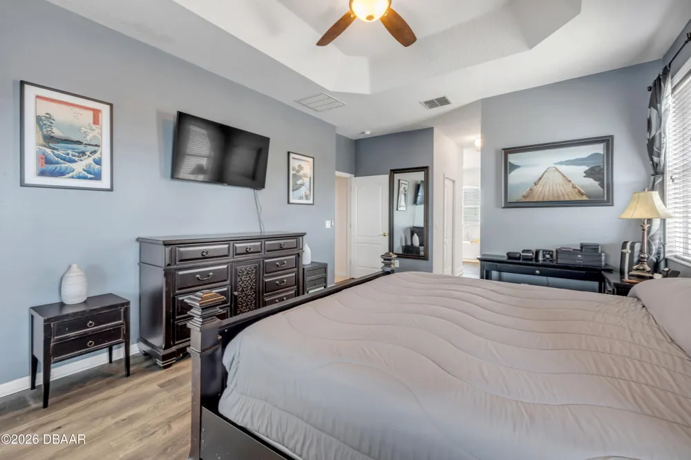 36624 Grand Island Oaks Circle Grand Island, FL 32735