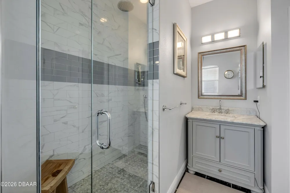 36624 Grand Island Oaks Circle Grand Island, FL 32735