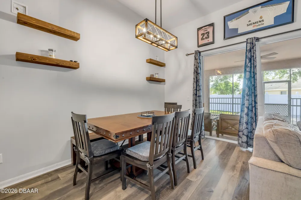 36624 Grand Island Oaks Circle Grand Island, FL 32735