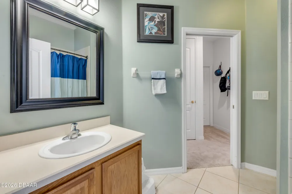 36624 Grand Island Oaks Circle Grand Island, FL 32735