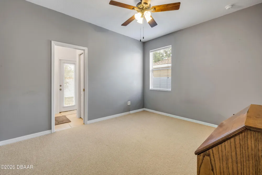 36624 Grand Island Oaks Circle Grand Island, FL 32735