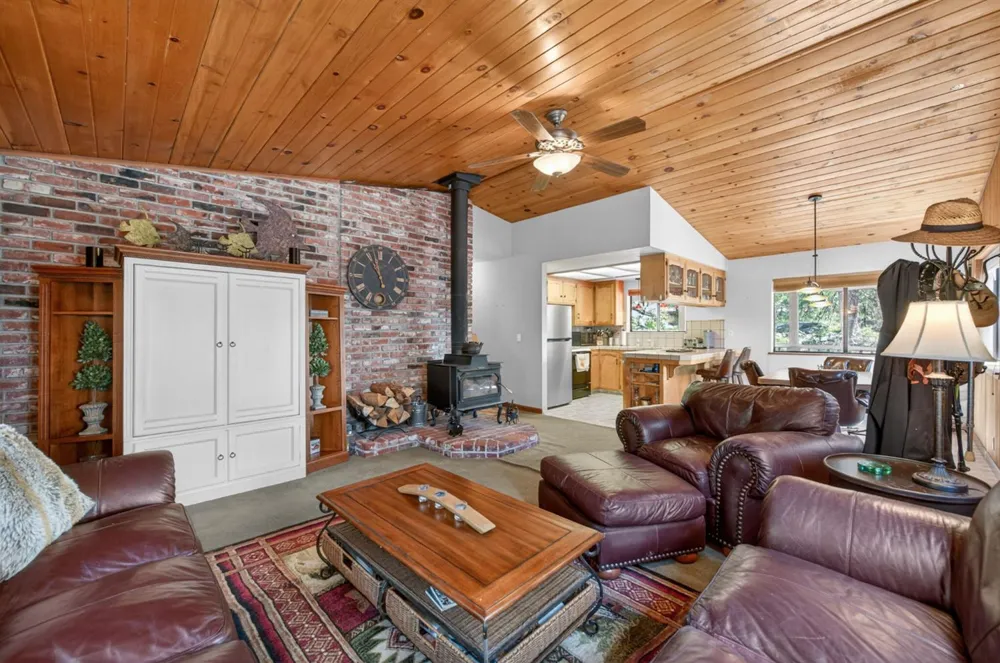 41962 Saddleback Road Shaver Lake, CA 93664