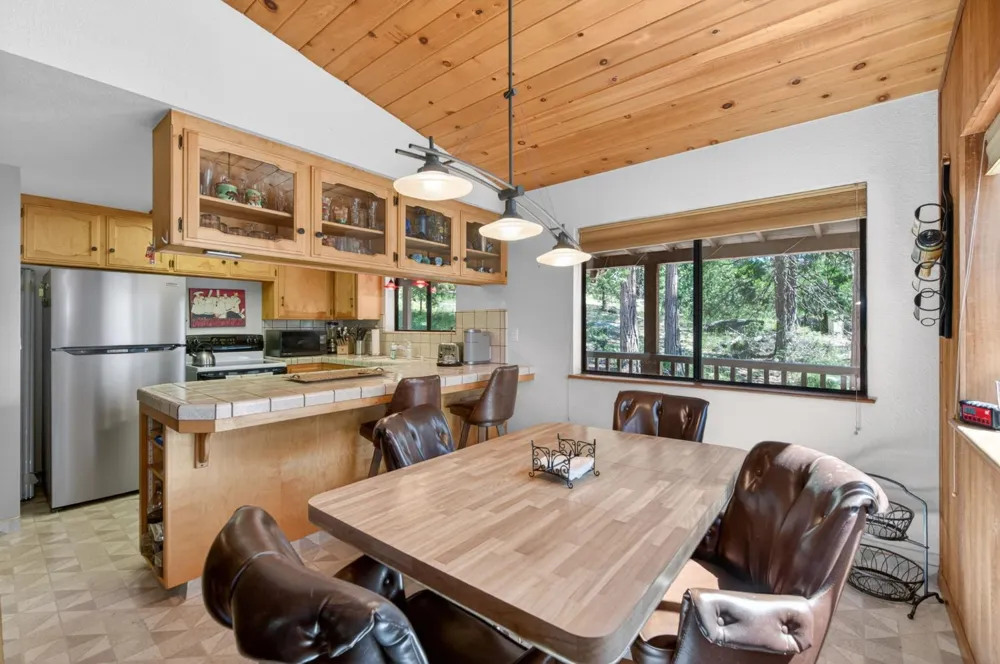 41962 Saddleback Road Shaver Lake, CA 93664