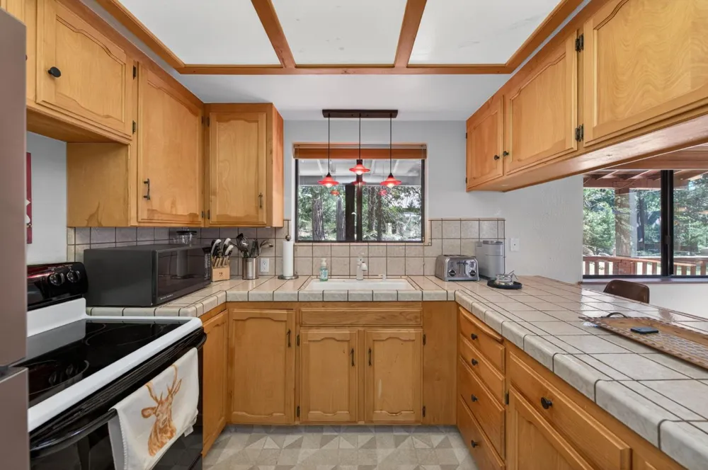 41962 Saddleback Road Shaver Lake, CA 93664