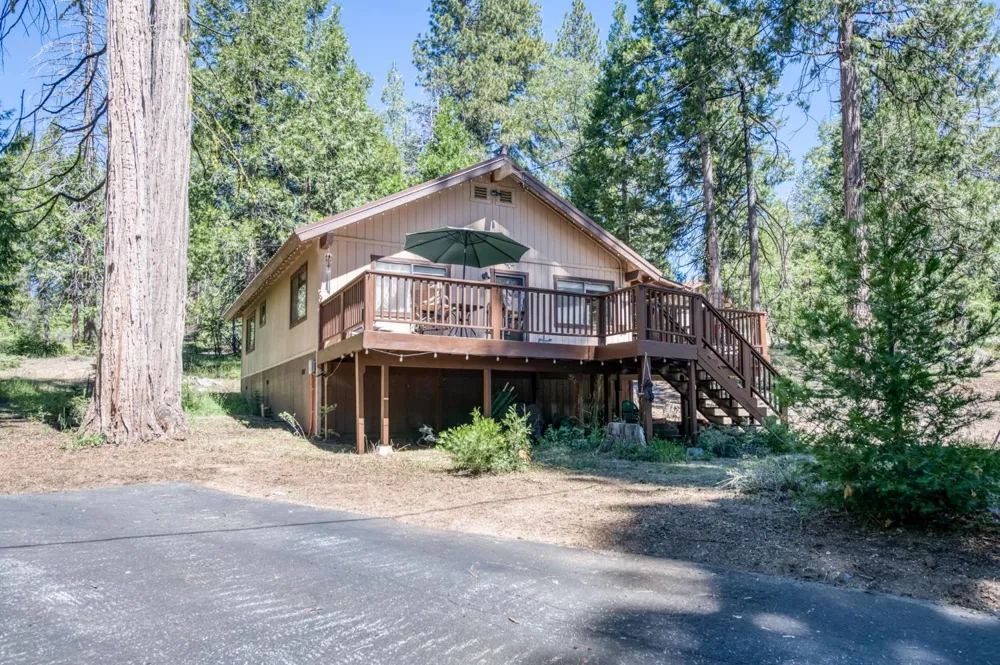 41962 Saddleback Road Shaver Lake, CA 93664