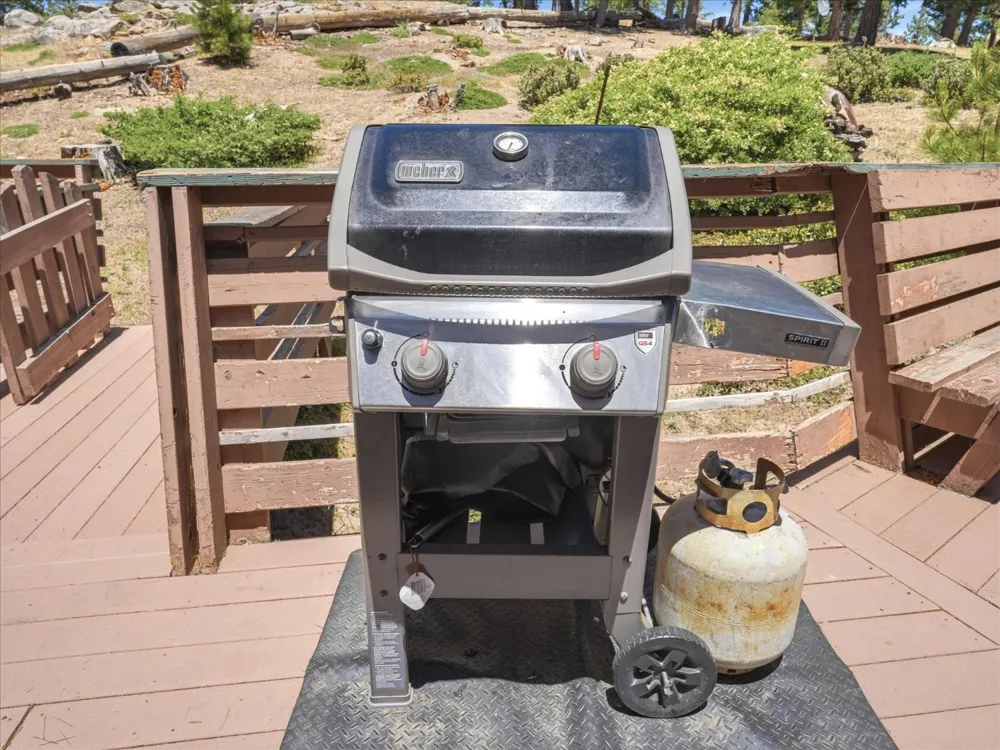 7273 Yosemite Park Way Yosemite West, CA 95389