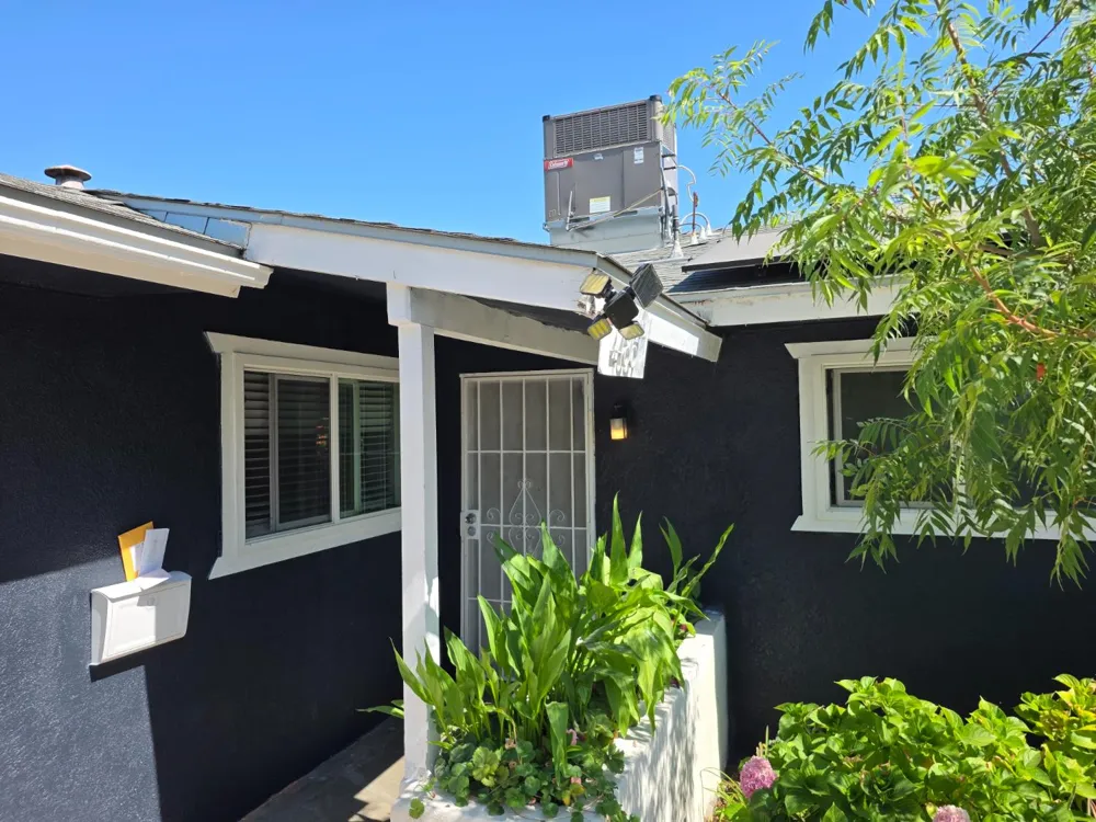 4857 West Avenue Fresno, CA 93705