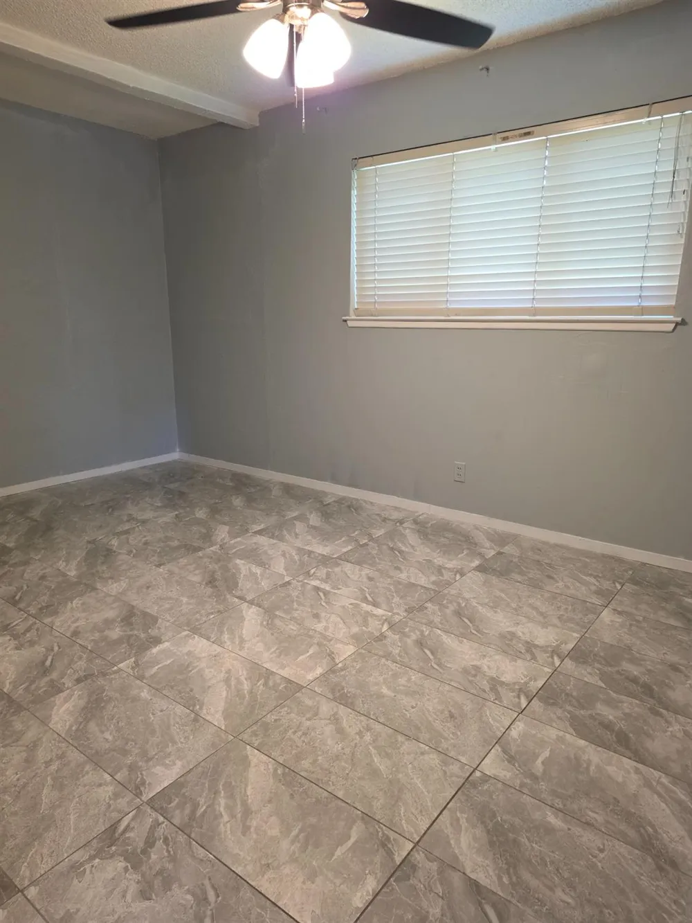4857 West Avenue Fresno, CA 93705
