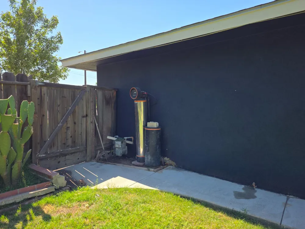 4857 West Avenue Fresno, CA 93705