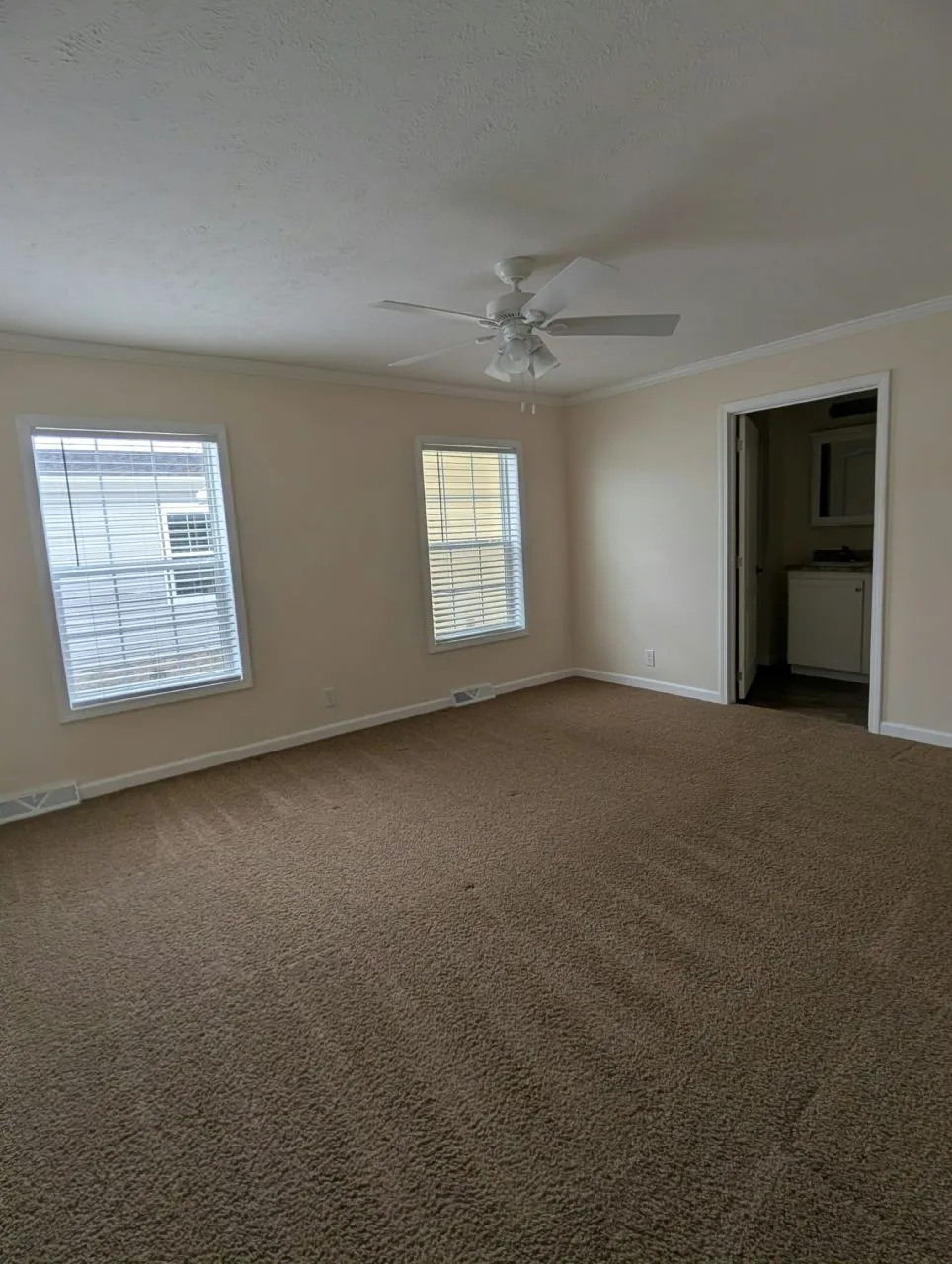 52520 Chestnut Ct., #161 Chesterfield, MI 48051