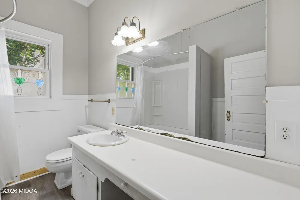 202 Everett Square Fort Valley, GA 31030