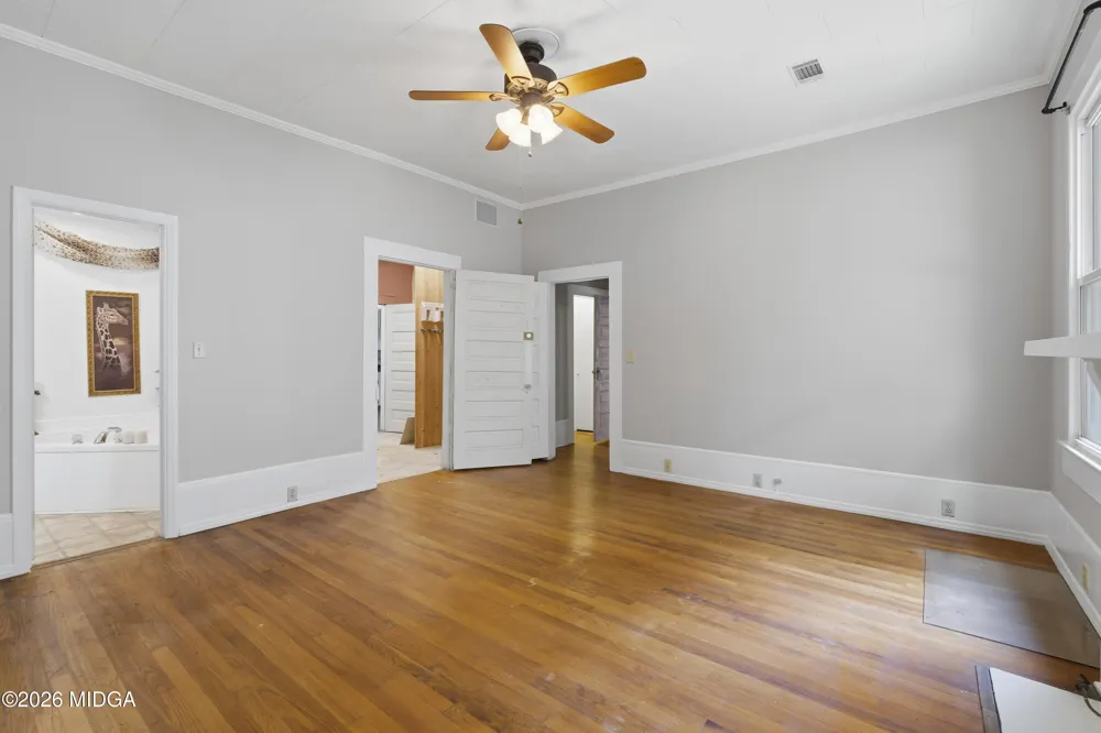 202 Everett Square Fort Valley, GA 31030