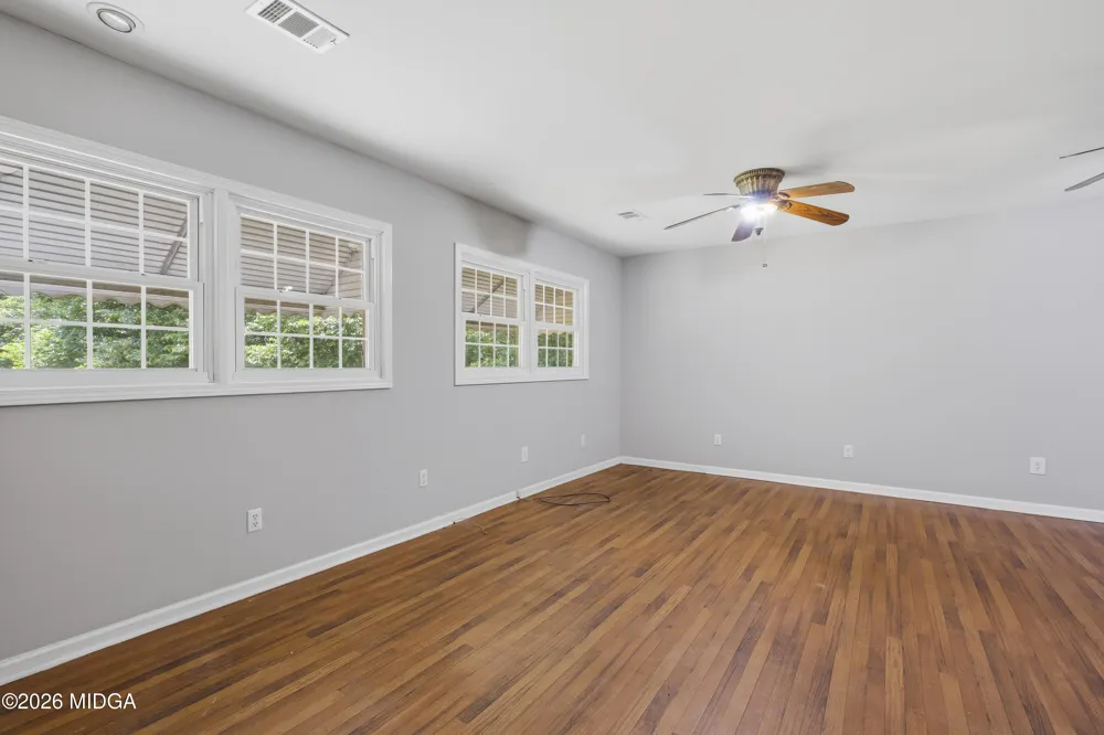 202 Everett Square Fort Valley, GA 31030