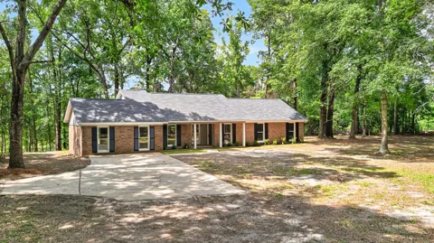 41 Collins Drive