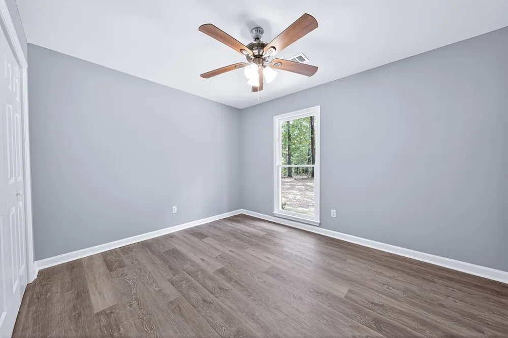 41 Collins Drive Box Springs, GA 31801