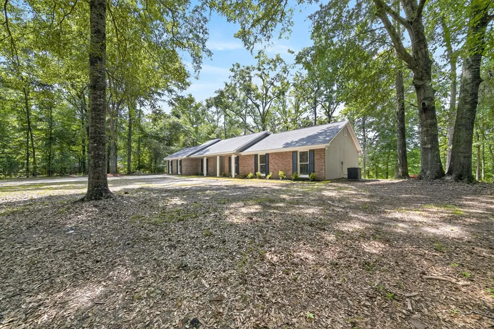 41 Collins Drive Box Springs, GA 31801
