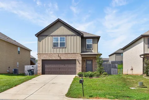 2634 Dunstan Lane