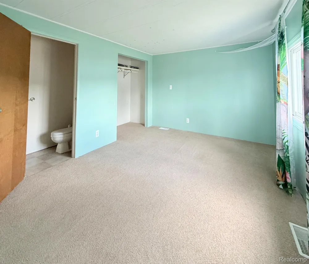 313 Huntington #11 Frenchtown Township, MI 48166