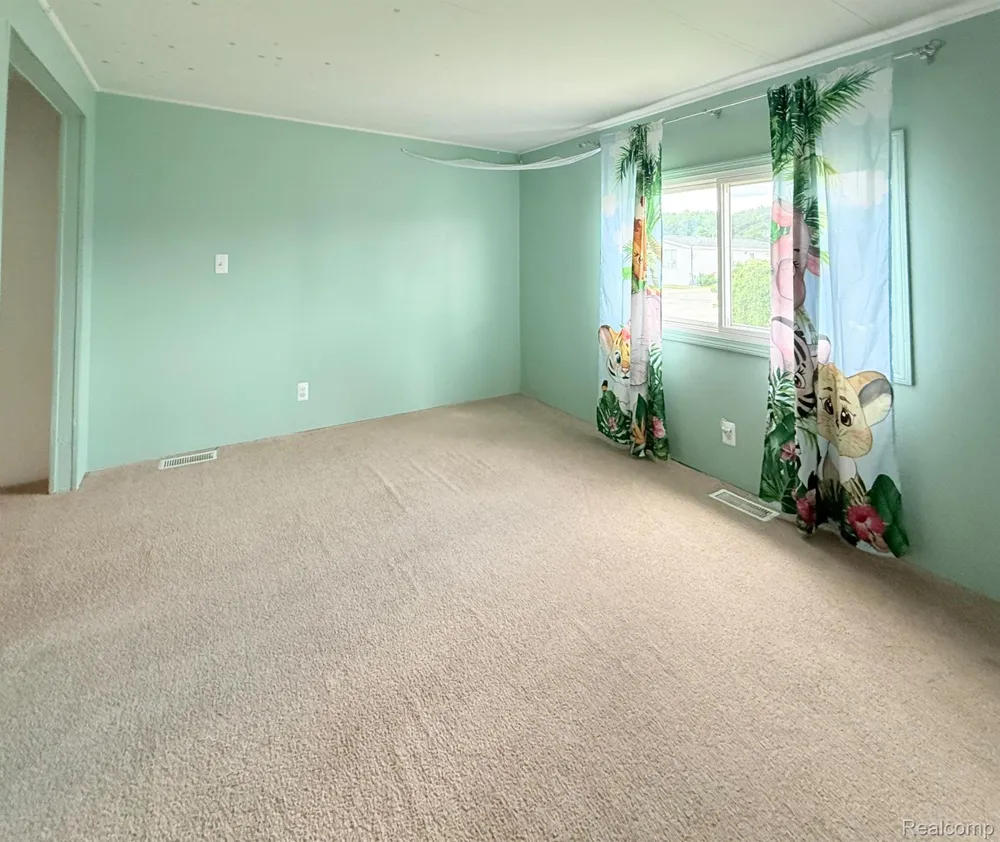 313 Huntington #11 Frenchtown Township, MI 48166