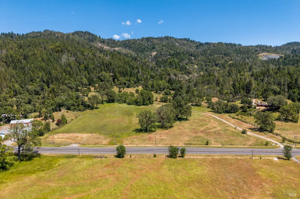 45455 Highway 101 Laytonville, CA 95454