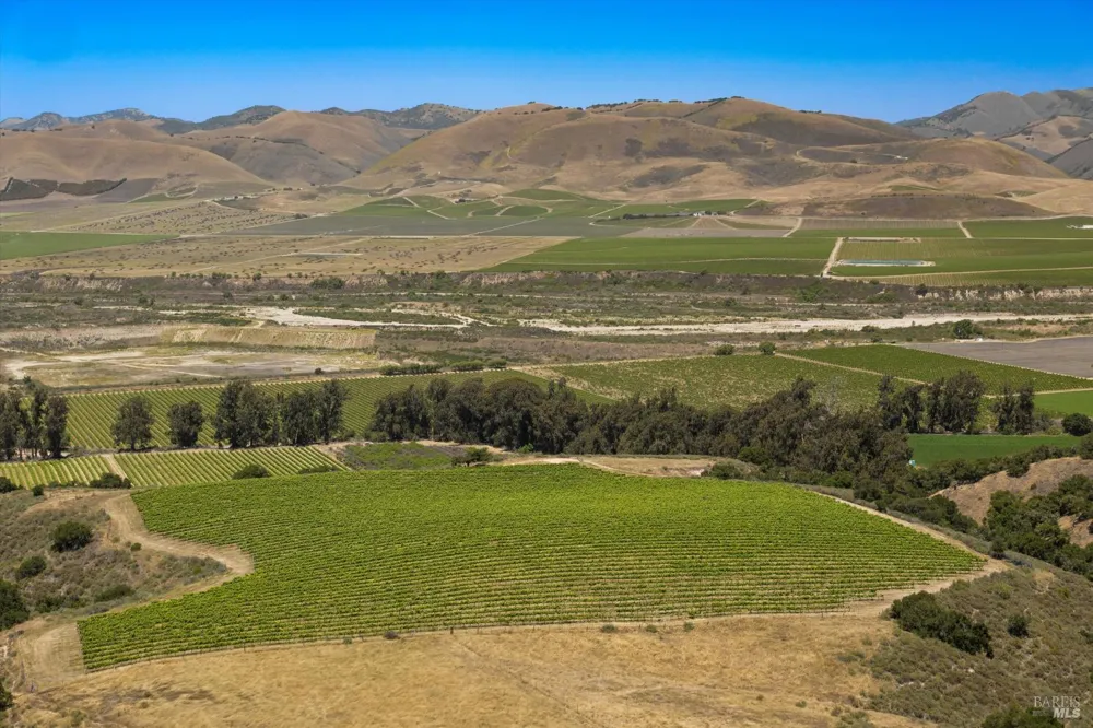 5533 Foxen Canyon Road Santa Maria, CA 93454