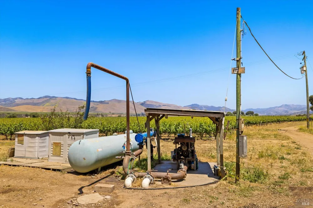 5533 Foxen Canyon Road Santa Maria, CA 93454