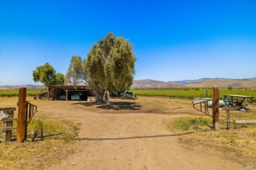 5533 Foxen Canyon Road Santa Maria, CA 93454