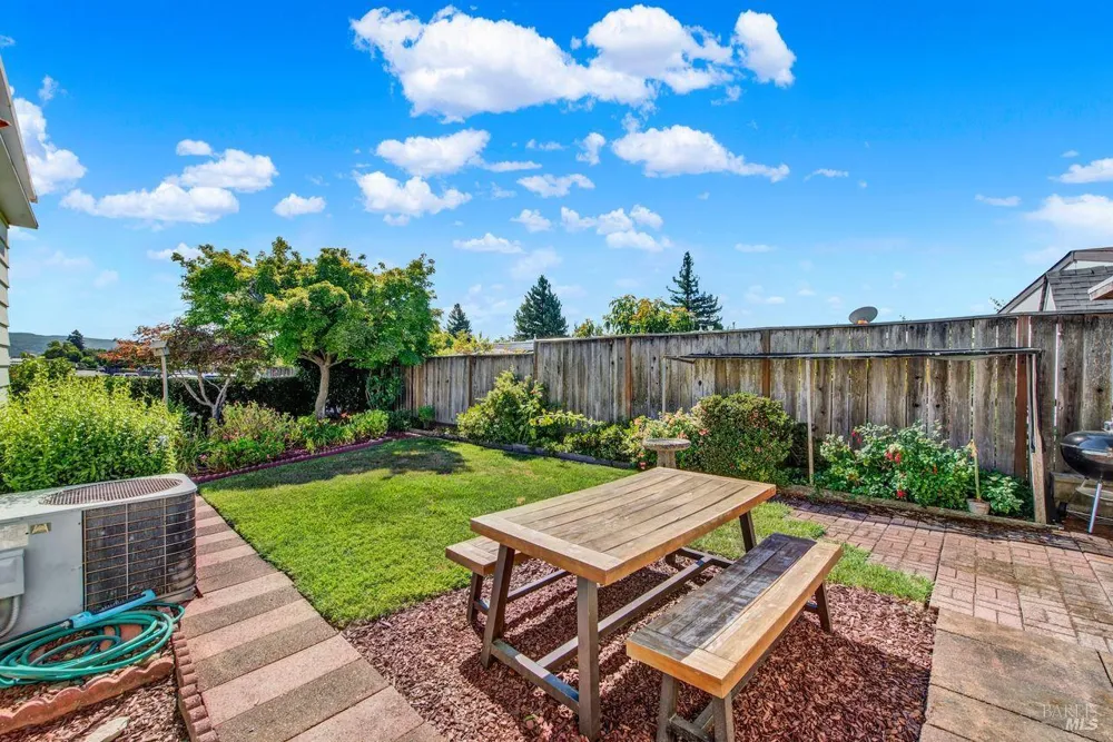 132 Cabana Drive Napa, CA 94558