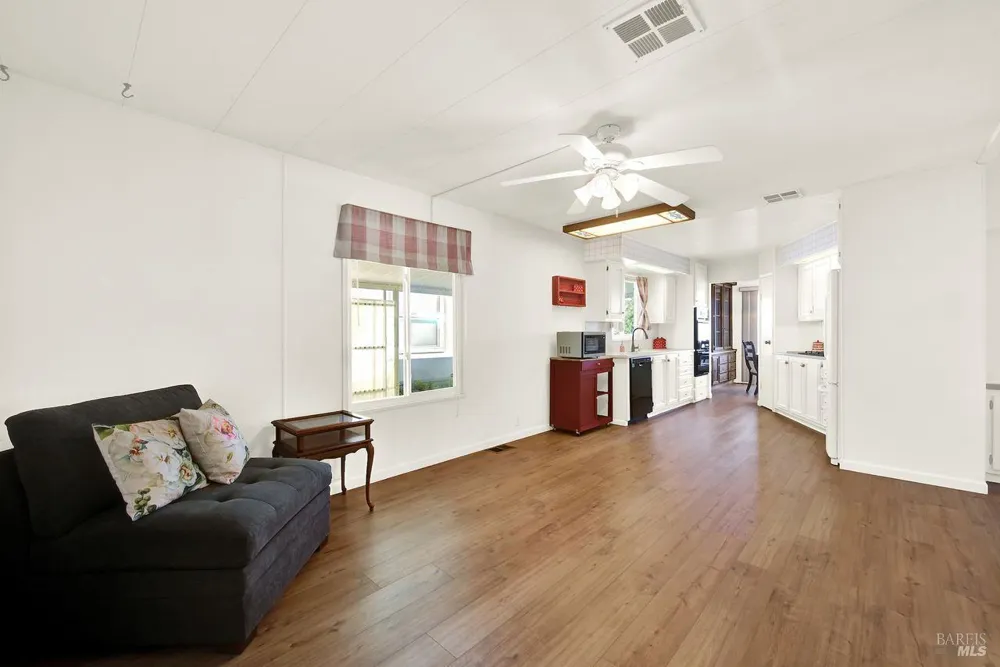 132 Cabana Drive Napa, CA 94558