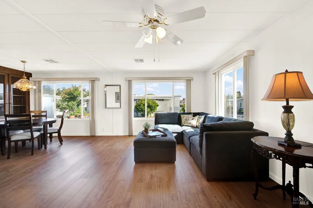 132 Cabana Drive Napa, CA 94558