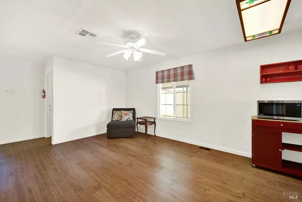 132 Cabana Drive Napa, CA 94558