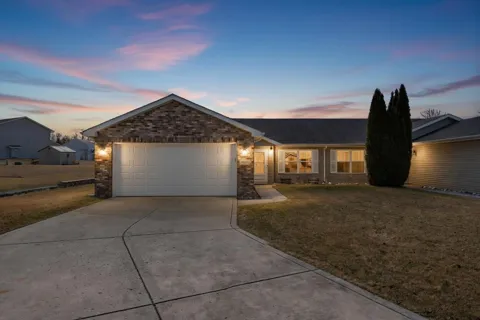 4401 W 73rd Court