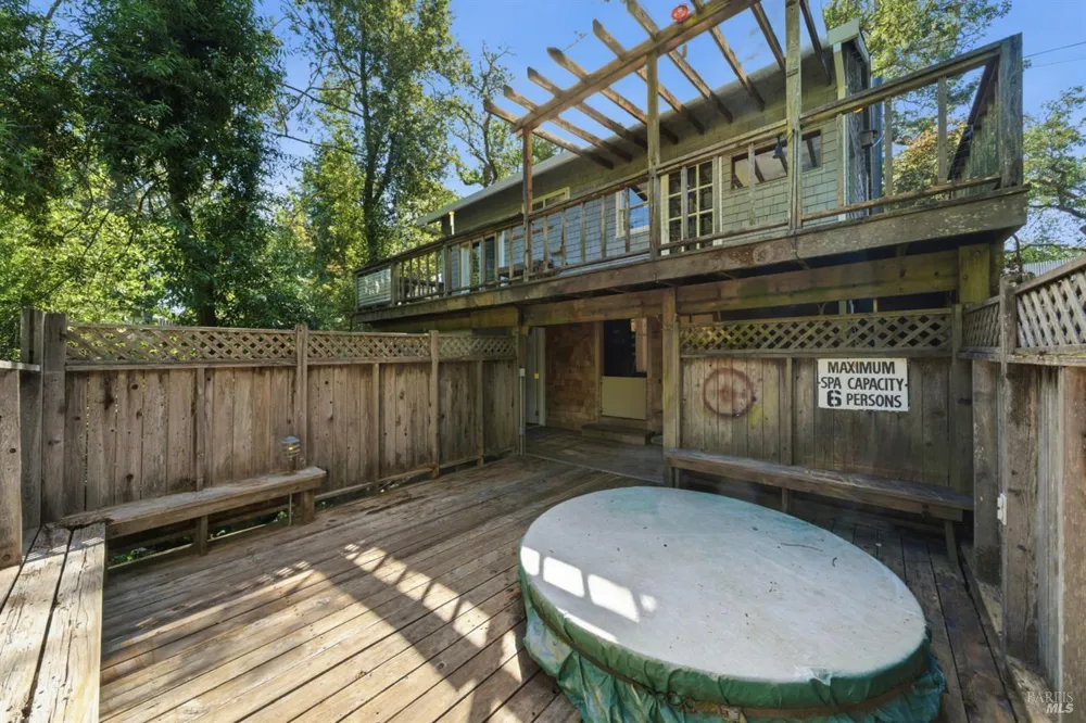 9222 Argonne Way Forestville, CA 95436