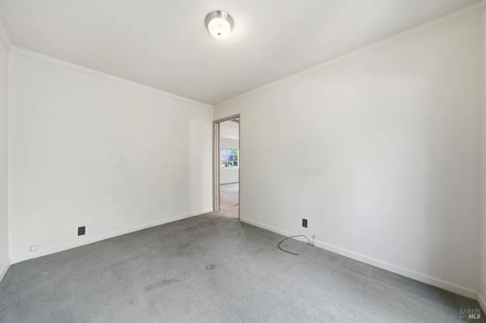 9222 Argonne Way Forestville, CA 95436