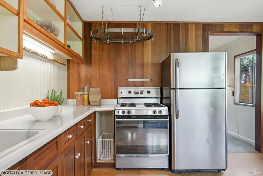 9222 Argonne Way Forestville, CA 95436